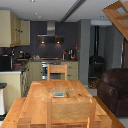 Holiday home Bienvenu Dan Le Belem Chez Pommes & Chevaux Favieres (Somme)